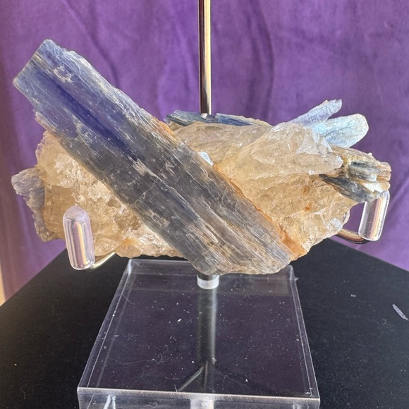 Blue Kyanite Specimen (Brazil) - Picture 2 of 6